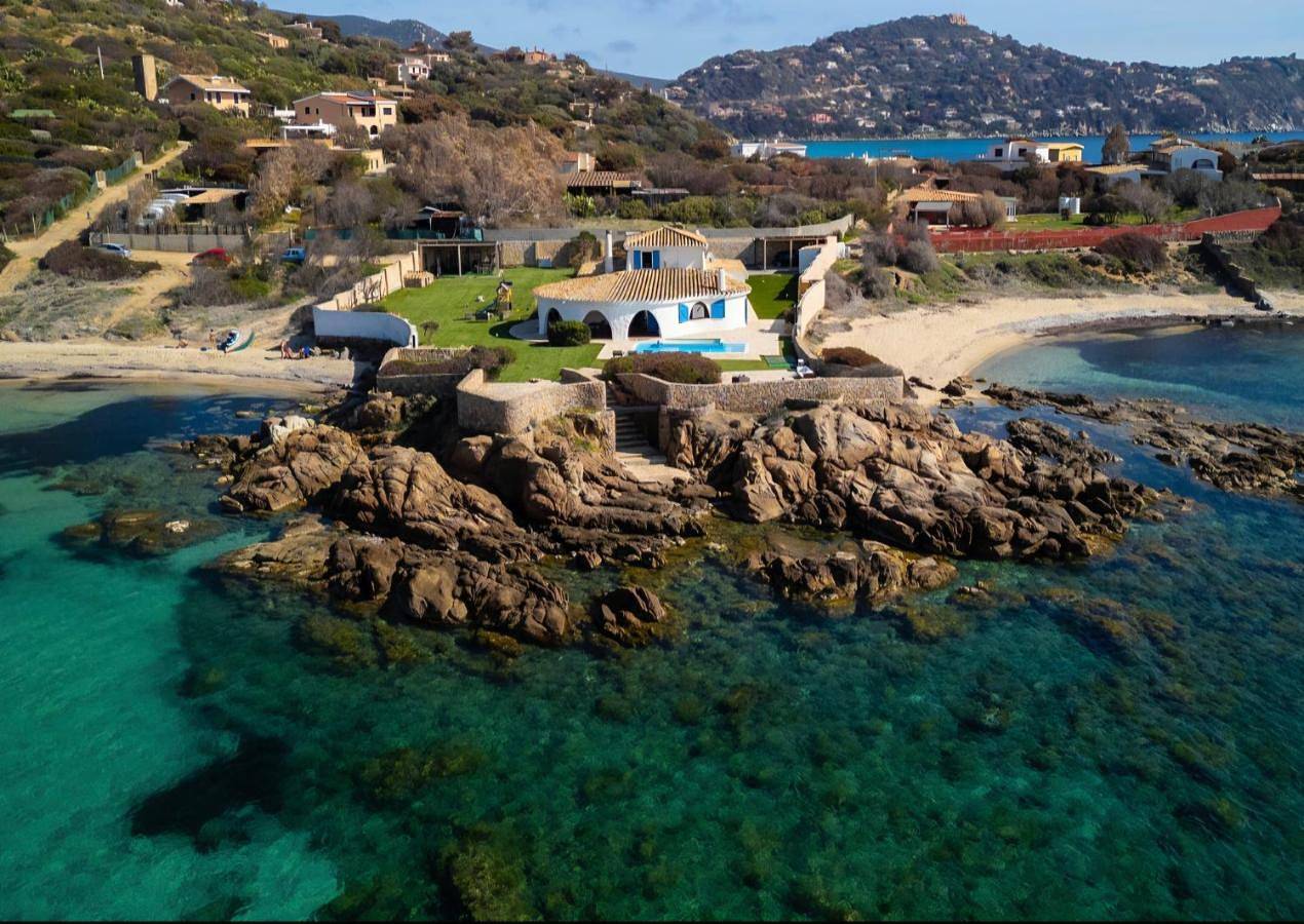 Villa Di Fiore - private villa up to 10 guests with pool sauna and gym in Geremeas, Maracalagonis