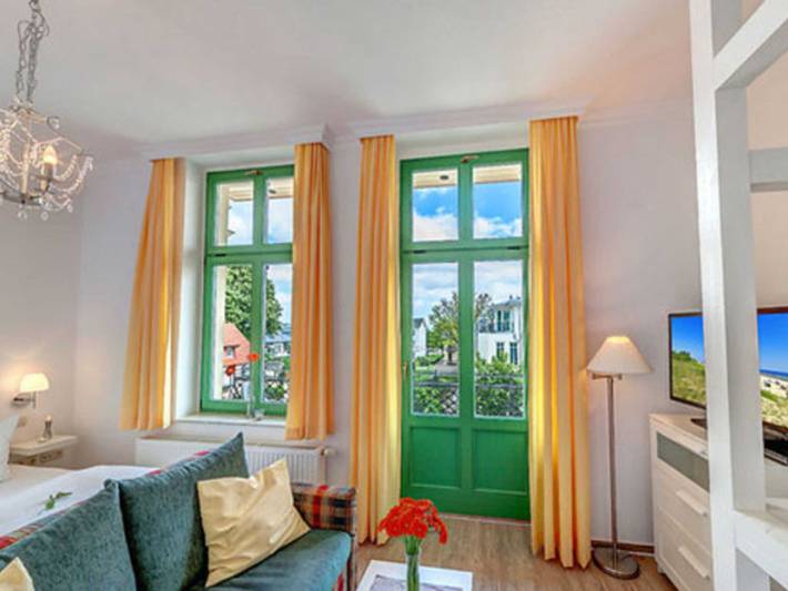 Ferienwohnung für 2 Personen, mit Balkon, kinderfreundlich in Ahlbeck - 2