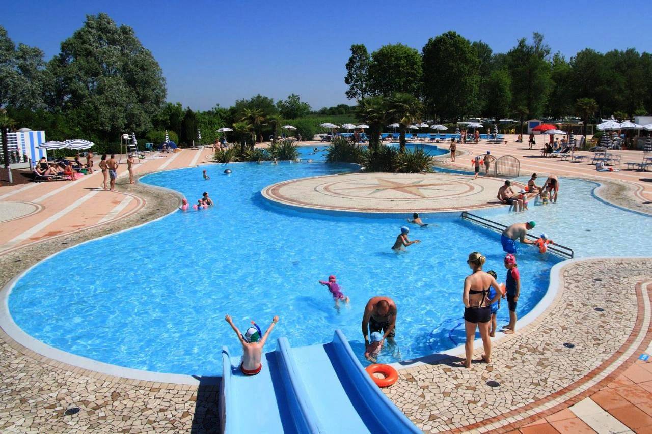 Happy Camp Mobile Homes in Camping Laguna Village in Caorle, Venedig Provinz