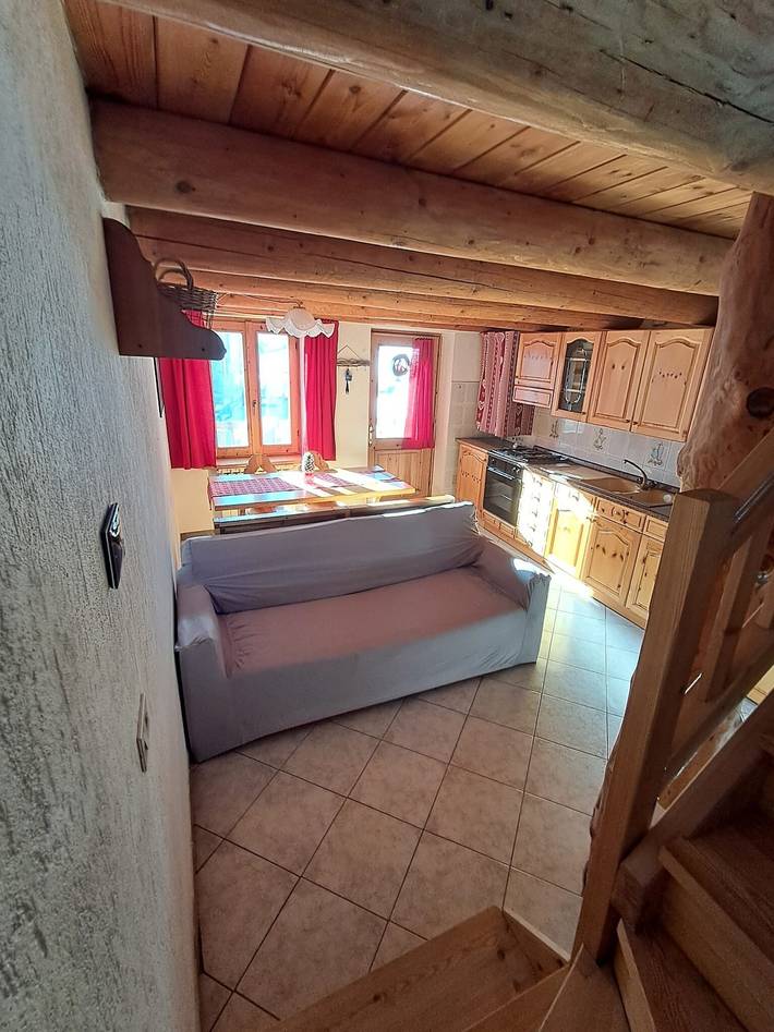 Chalet 'Lo Pailler De Nonno' with Mountain View, Shared Garden, and Wi-Fi in Maisonnasse (Valsavarenche), Valsavarenche