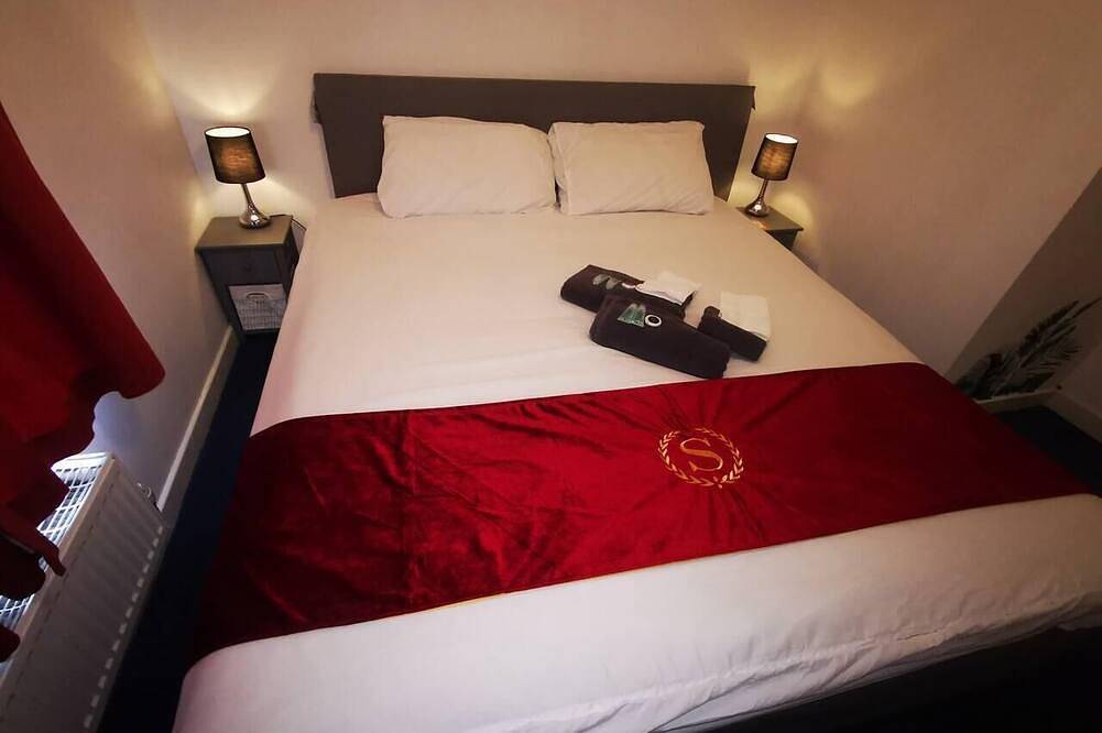 Ganze Wohnung, London - 2 Bed Flat - Sleeps 4 - Parking - Wifi in London, Südostengland
