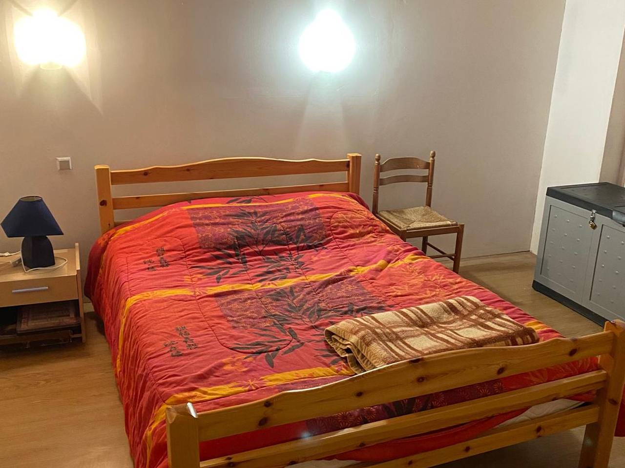 Appartement entier, Appartement calme avec parking à Super Besse in Lac Pavin, Besse-et-Saint-Anastaise