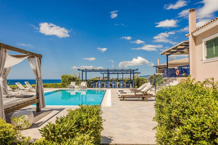 Villa für 12 Personen, mit Pool und Garten sowie Terrasse in Kefalonia - 4