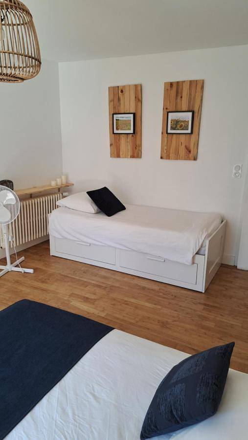 Chambre d’hôte pour 6 personnes dans Chanverrie - 3