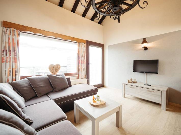 Ferienwohnung für 2 Personen, mit Balkon/Terrasse und Pool