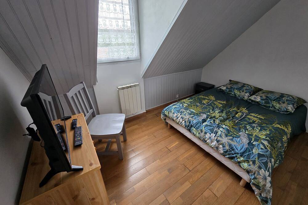 Gîte du Puits Tournant - room 3 in Poilly-lez-Gien, Montargis region