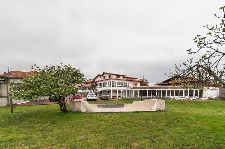 Chalet pour 18 personnes, avec jardin et balcon - 1