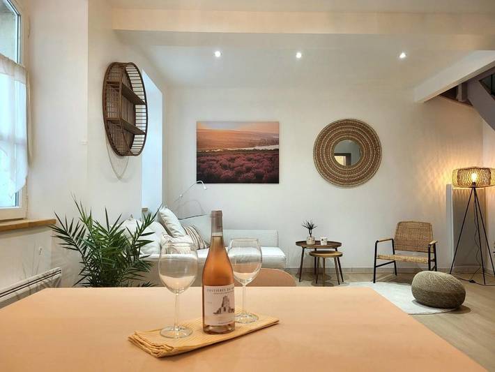Appartement de vacances pour 4 personnes, avec piscine et terrasse