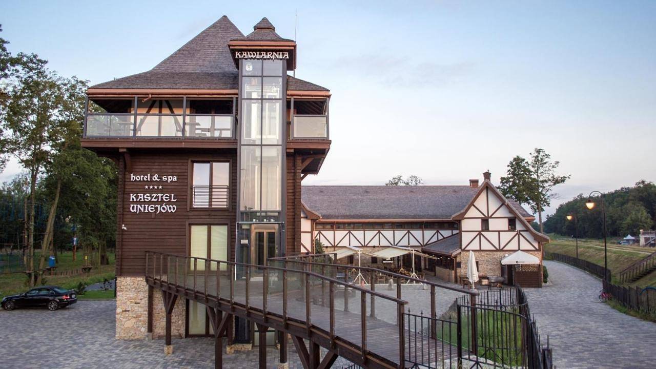 Hotel & Spa **** Kasztel Uniejów in Uniejów, Województwo łódzkie