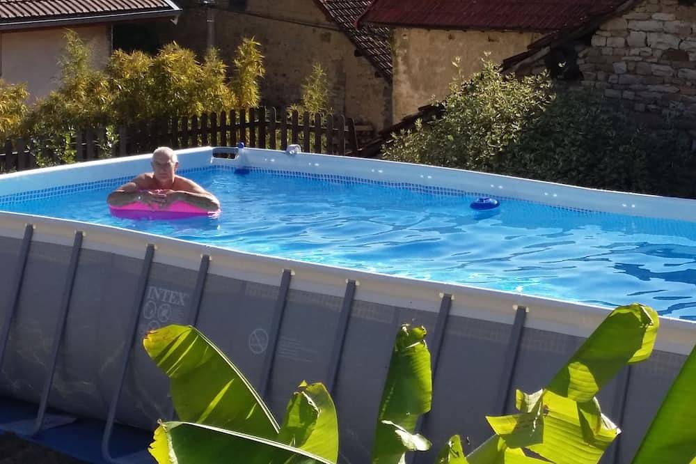 Typisches Landhaus - Mondon in Rougement, Doubs