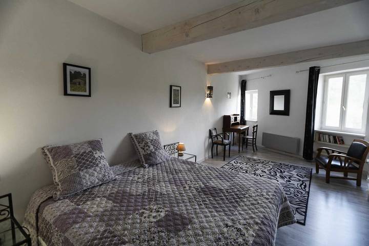 Gîte pour 4 personnes, avec terrasse à Montolieu - 4