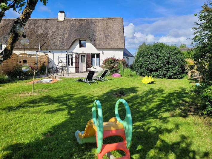 Maison d’hôte pour 4 personnes, avec Jacuzzi et Terrasse ainsi que Jardin et Vue