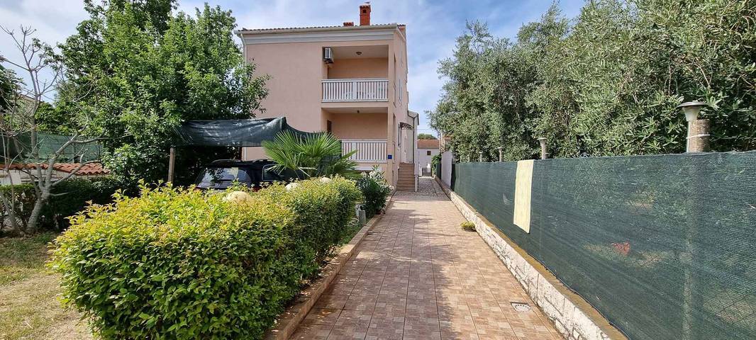 Ferienwohnung für 4 Personen, mit Balkon und Garten - 1