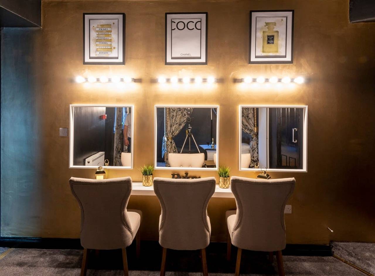 Entire apartment, The Tudor Gathering Chester - City Centre in Chester, Cheshire West and Chester