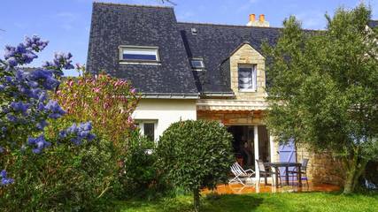 Gîte pour 6 personnes, avec terrasse et jardin dans Pénerf
