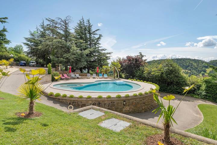 Ferienhaus für 5 Personen, mit Kinderpool und Garten, kinderfreundlich
