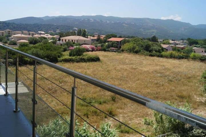 Appartement de vacances pour 4 personnes, avec jardin