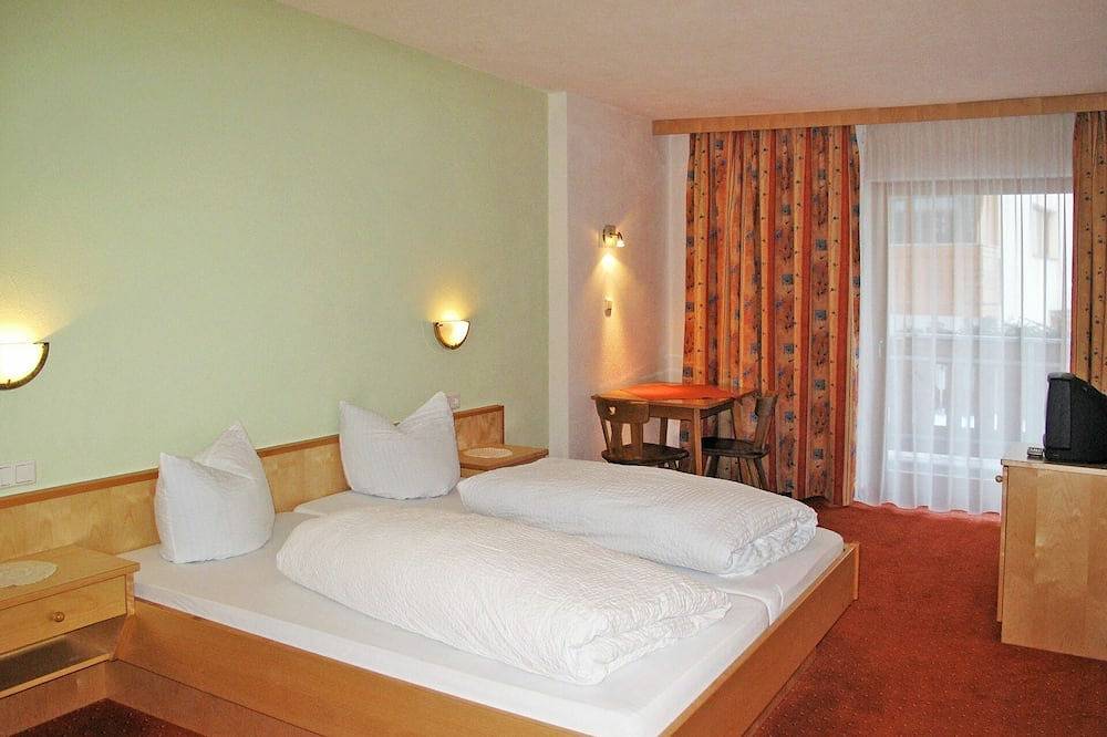 Ganze Wohnung, Herrliche Wohnung für 4 Gäste mit  W-Lan, Tv und Haustiere erlaubt in St. Valentin auf der Haide, Graun