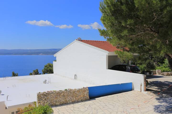 Ganze Wohnung, 1-Zimmer-Ferienwohnung am Strand Lokva Rogoznica (Omis) -b in Lokva Rogoznica, Omis-Riviera