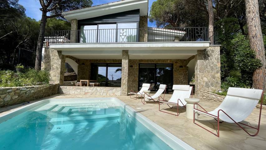 Finca für 14 Personen, mit Terrasse und Garten in Pals