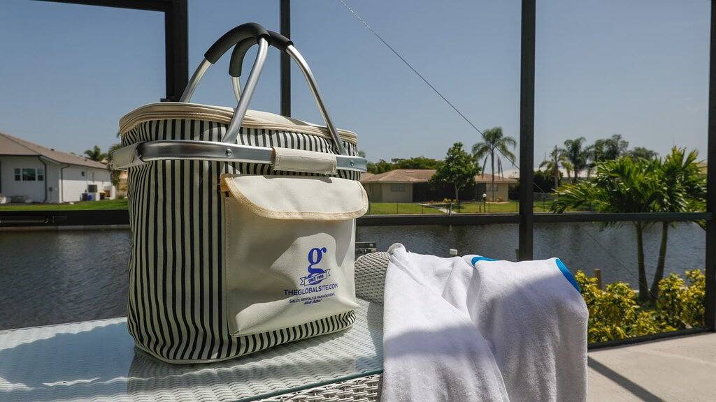 🥇 Beautiful 3bd villa on the water in Punta Gorda Isles, Punta Gorda