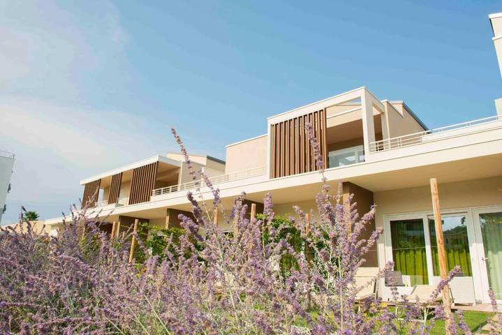 Suite with Pool View in Giulianova, Giulianova (Gemeinde)