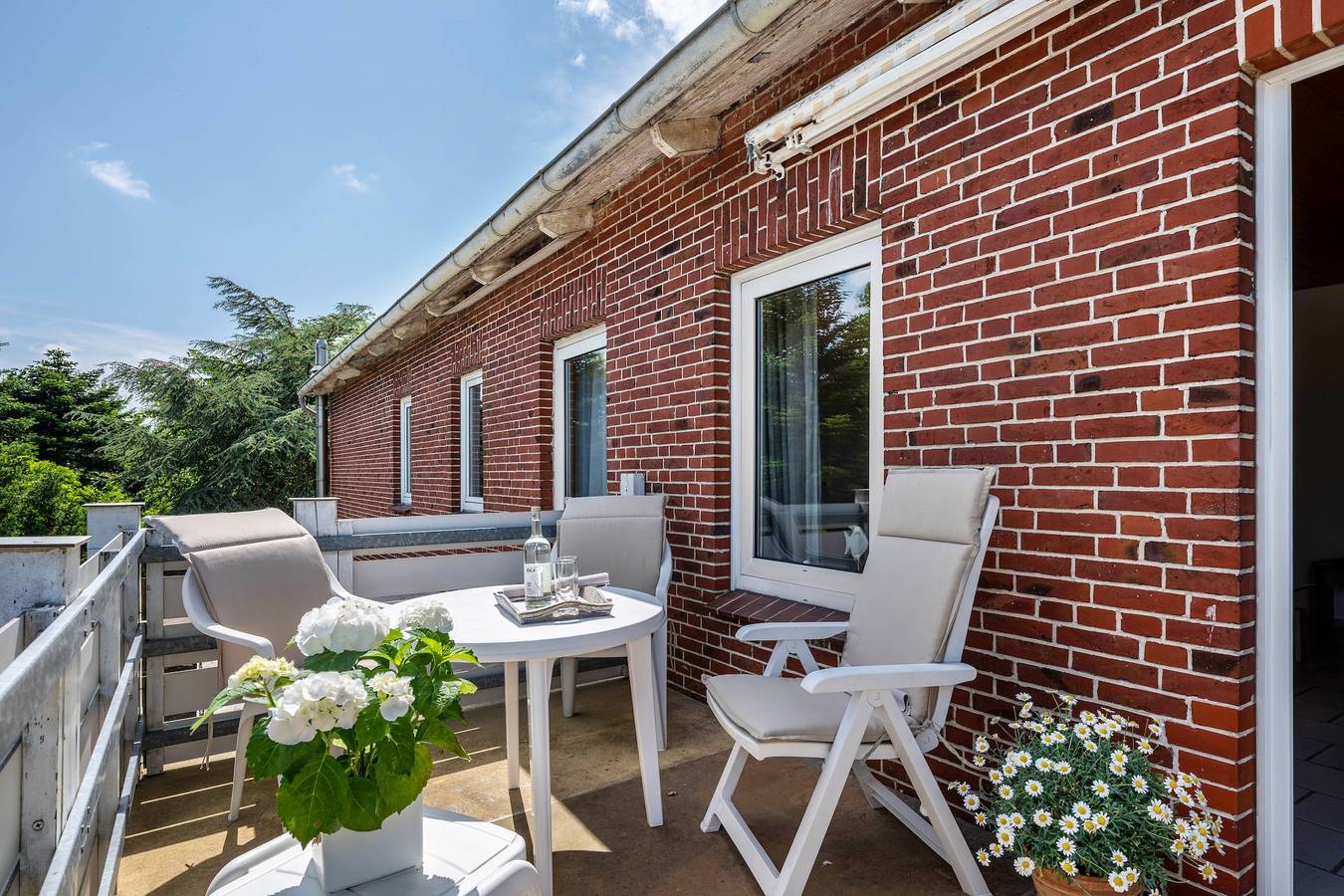Ganze Wohnung, Ferienwohnung 'Wiitsicht' mit Gemeinschaftsterrasse, Garten und Wi-Fi in Nordstrand (Gemeinde), Nordstrand