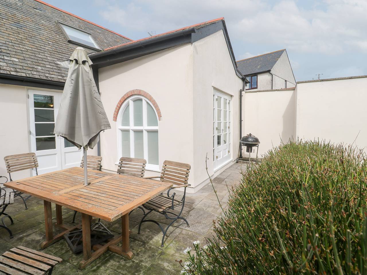 Holiday Home for 6 People in Crantock, Cornwall