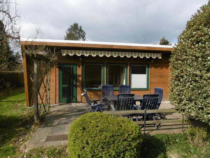 Ferienwohnung für 4 Personen, mit Terrasse und Garten in Zepernick