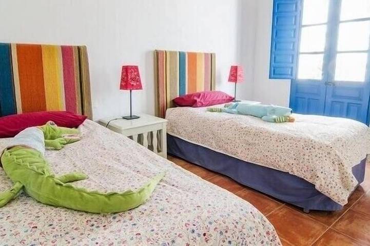 Grande maison , Patio Andaluz , Piscine privé climatisée , 4 km de la Plage in Vélez-Málaga, Costa del Sol