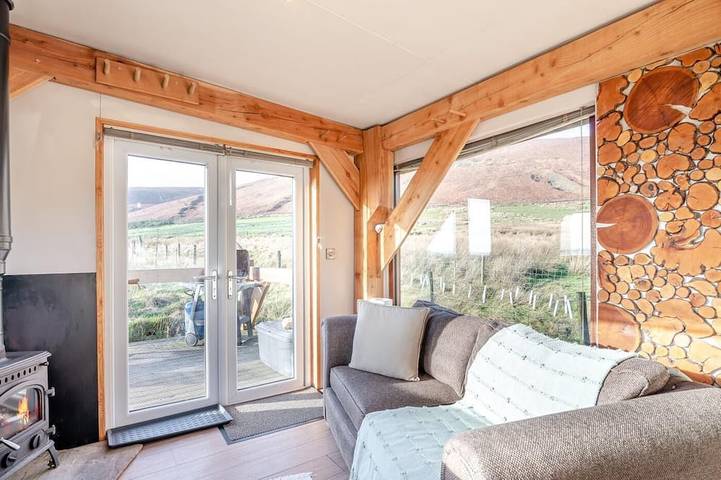 Glamping for 2 people, with hot tub in Ribble Valley