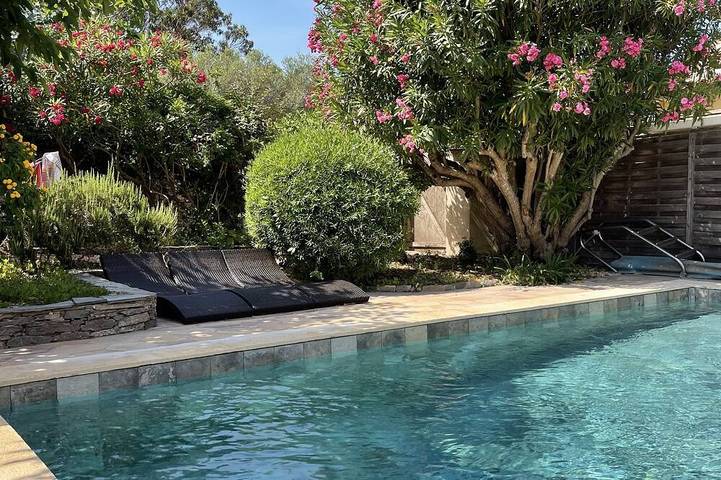 Maison de vacances pour 6 personnes, avec Terrasse et Jardin dans Porquerolles