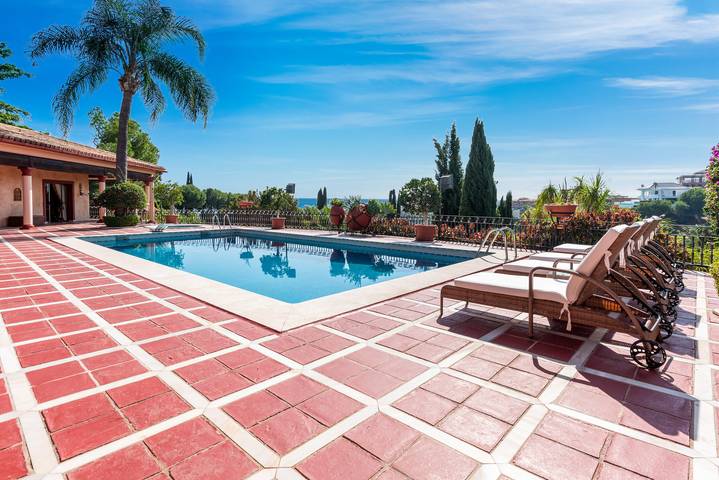 Villa Palm Ridge in Royal Flamingos Golf Resort, Benahavís