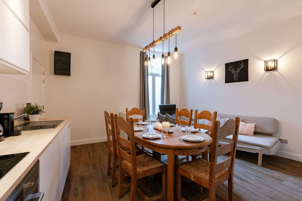 Geheel appartement, 3Br apartment w/ kitchen in Gent, Oost-Vlaanderen
