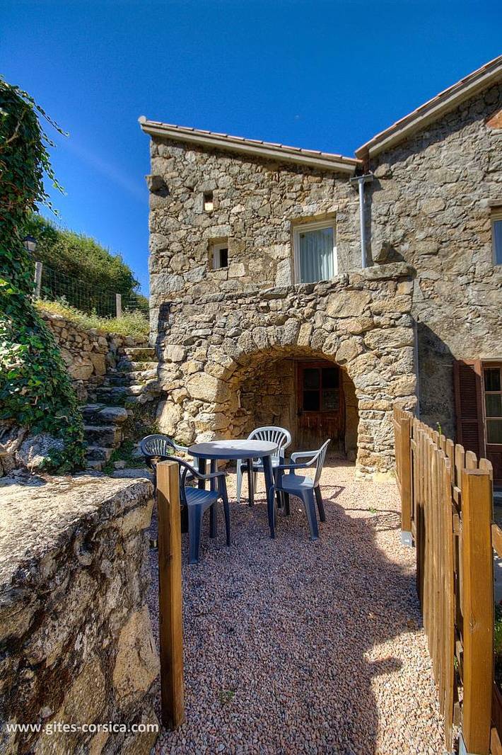 Gîte für 4 Personen, mit Garten und Ausblick