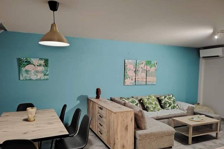 Villa für 8 Personen, mit Pool - 1