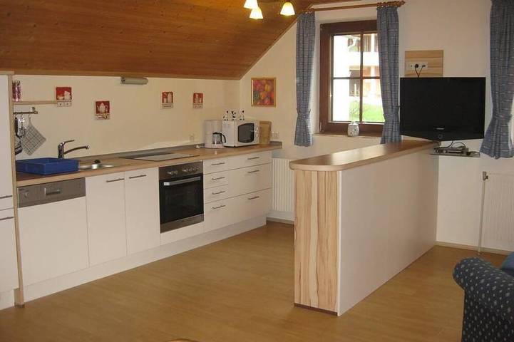 Bed and breakfast for 5 people, with sauna and garden as well as pool - 1