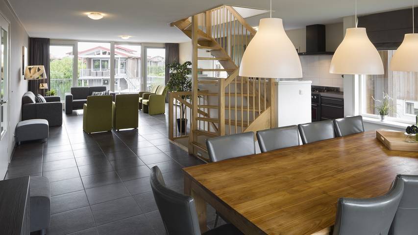 Ferienhaus für 10 Personen, mit Balkon/Terrasse und Terrasse sowie Garten in Friesland - 3