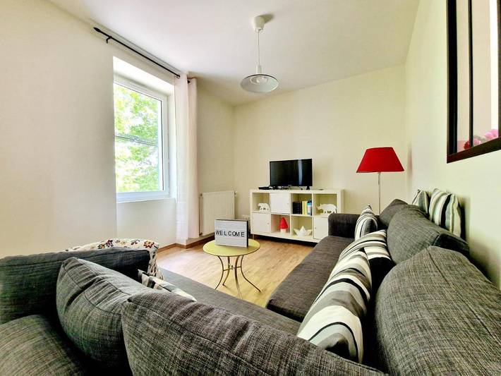 Location de vacances pour 7 personnes, avec Vue dans Belleville-en-Beaujolais - 4
