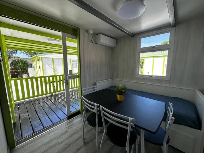 Camping pour 6 personnes, avec piscine et bassin pour enfant ainsi que jardin et sauna sur la Costa del Sol - 4