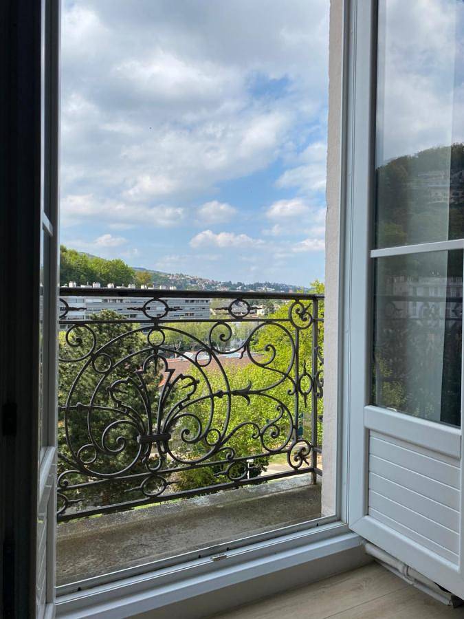 Gîte pour 2 personnes, avec balcon et vue dans Thermes de Royat Chamalières - 3