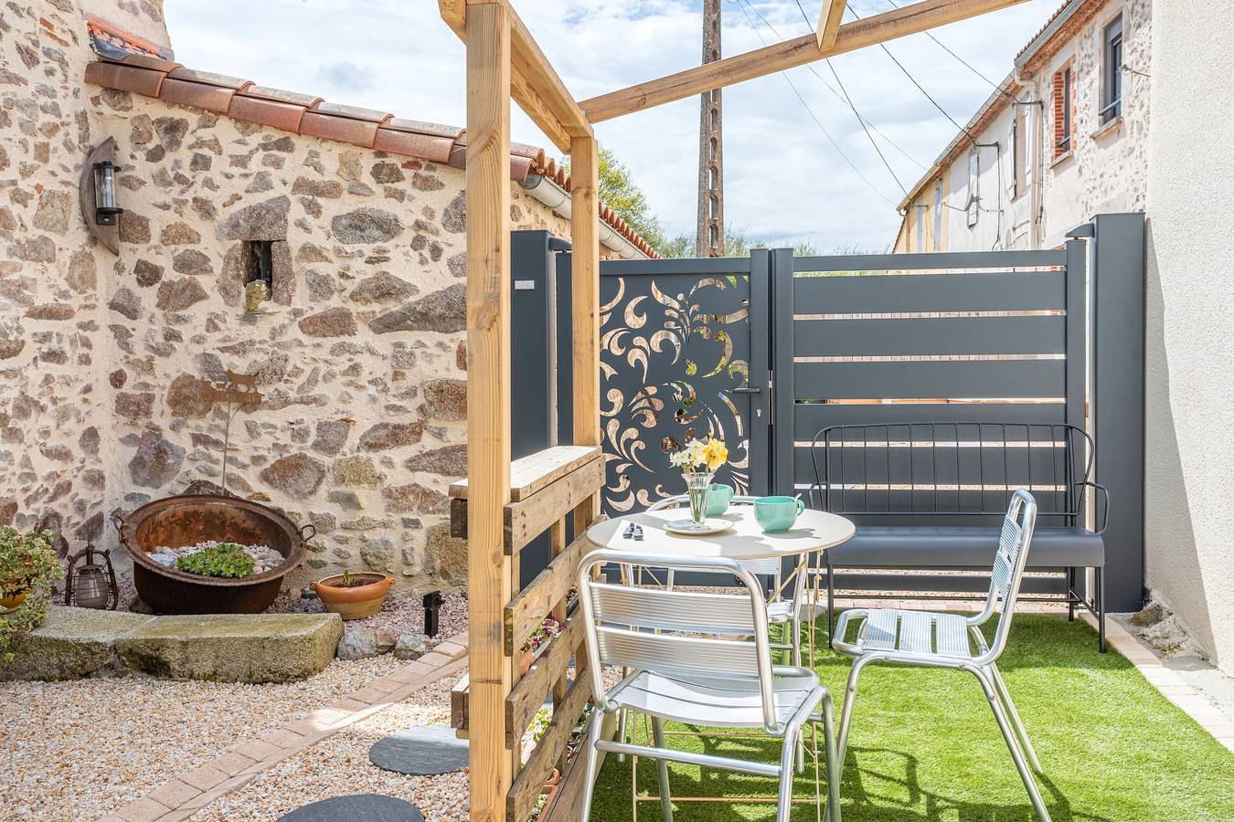 Maison de vacances 'L'étable 15kms Puy Du Fou' avec terrasse privée et Wi-Fi in Pouzauges, Fontenay-le-Comte