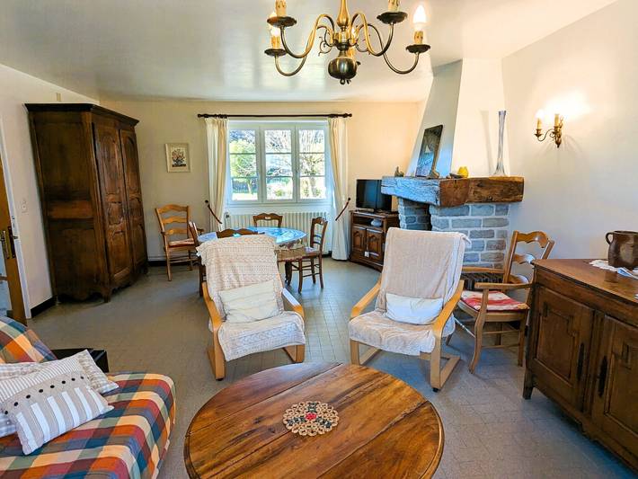 Charmantes Ferienhaus mit Garten bei Vézelay in Pierre-Perthuis, Naturpark Morvan