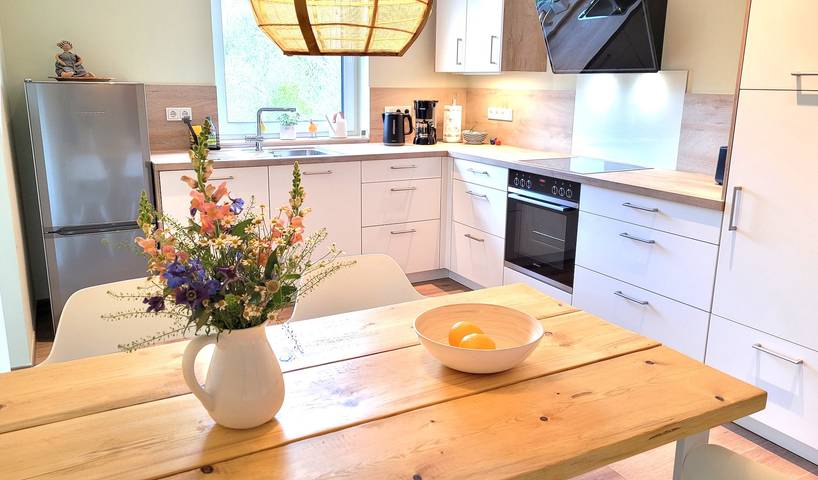 Ganze Wohnung, Ferienwohnung 'Gittas Paradiesperle' mit Balkon und Wi-Fi in Niederdreisbach, Altenkirchen & Umgebung