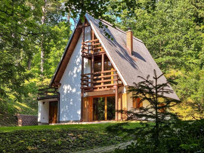 Ferienhaus für 11 Personen, mit Balkon und Terrasse sowie Garten und Ausblick