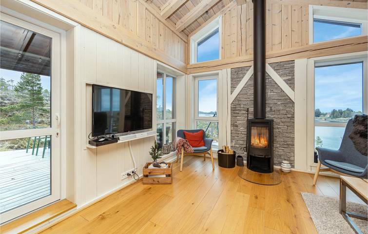 Ferienhaus für 6 Personen mit Terrasse in Tustna, Aure