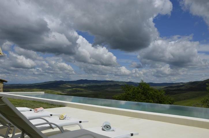 Chambre d’hôte pour 10 personnes, avec Terrasse et Jardin ainsi que Piscine et Vue à Volterra - 4