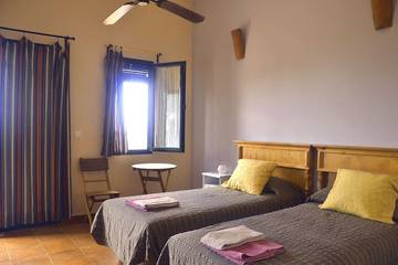 Casa Rural para 24 Personas en Cabeza la Vaca, Provincia de Badajoz, Foto 1