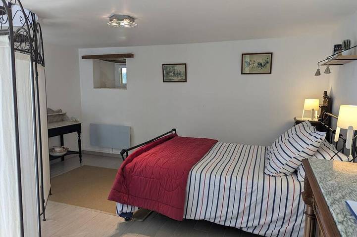 Gîte pour 6 personnes, avec jardin à Montignac-le-Coq - 3