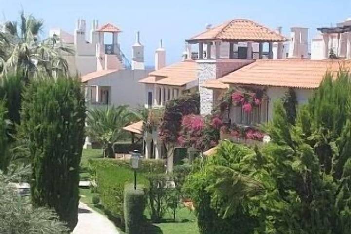 Ganze Wohnung, Erdgeschoss, klimatisierte Wohnung in preisgekrönter Lage in Vilamoura, Quarteira